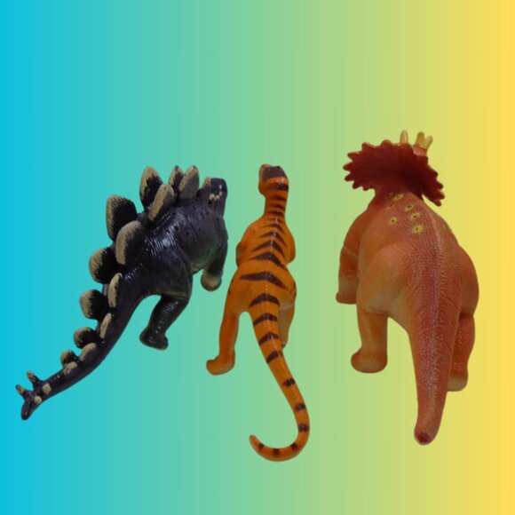 Learning Resources Jumbo Dinosaurs Set Triceratops, Velociraptor, Stegosaur 3408 - Picture 3 of 7